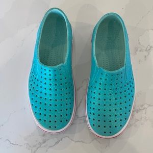 Native Shoes- Girls. Worn Once. Size 2